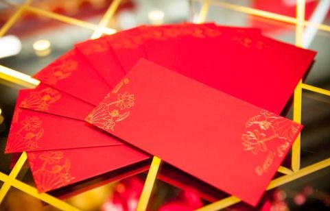 孩過年收兩萬紅包秒殺父母年終獎，孩子紅包你會怎么處理？——安穎心理蔡宋華接受惠州電視臺采訪